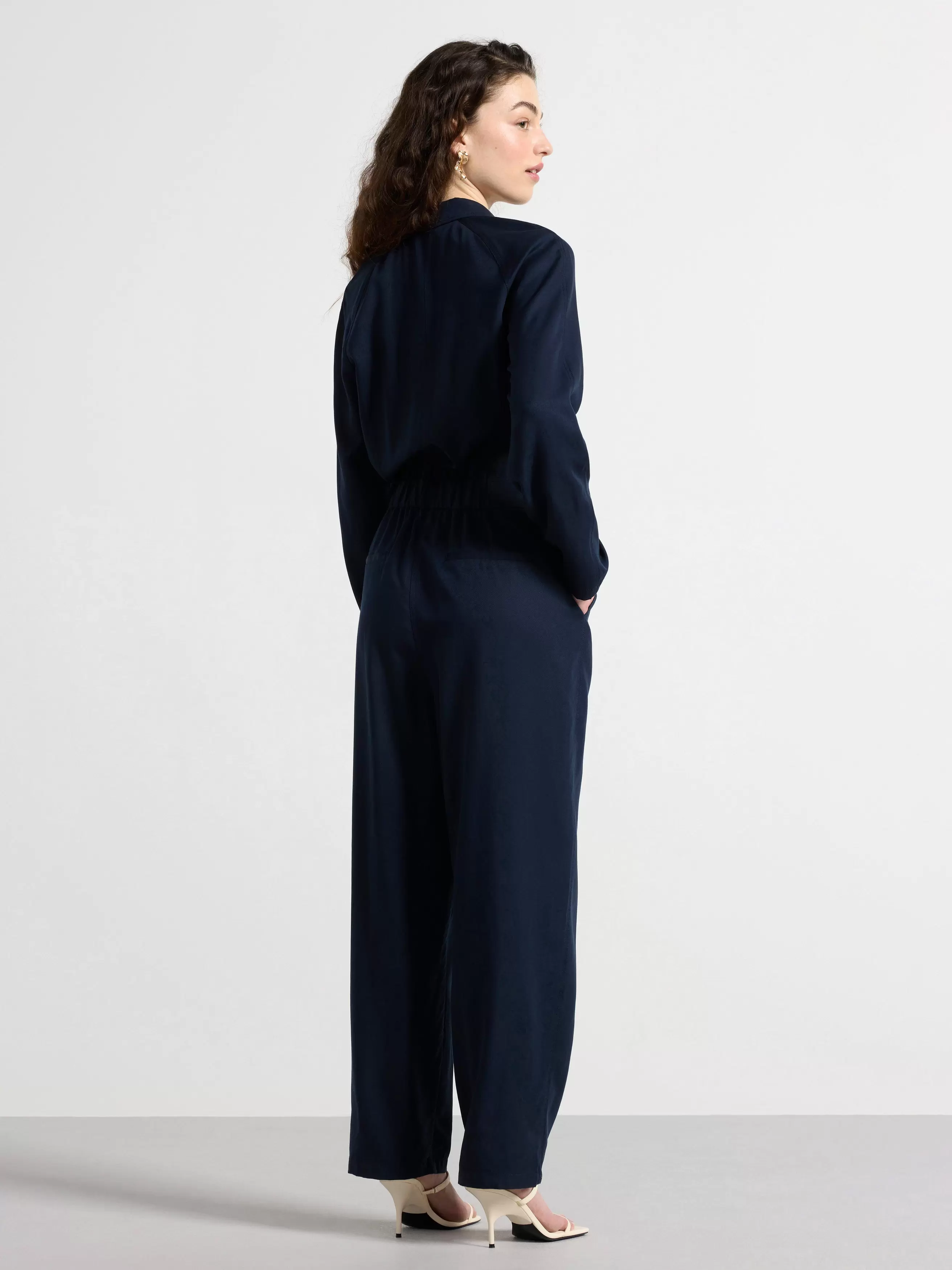 Långärmad jumpsuit för 269,5 kr på Lindex