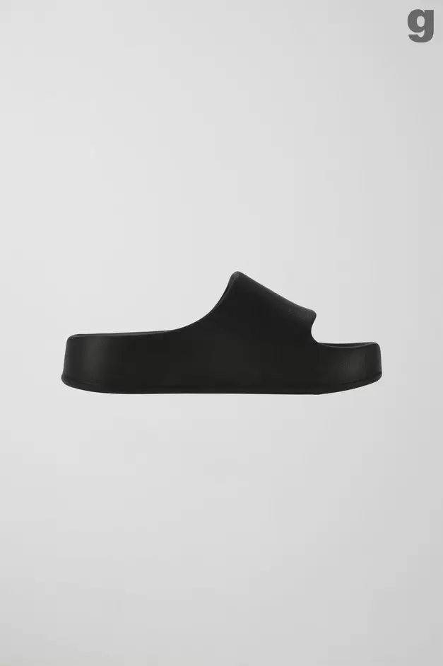 Platform sliders för 89,7 kr på Gina Tricot