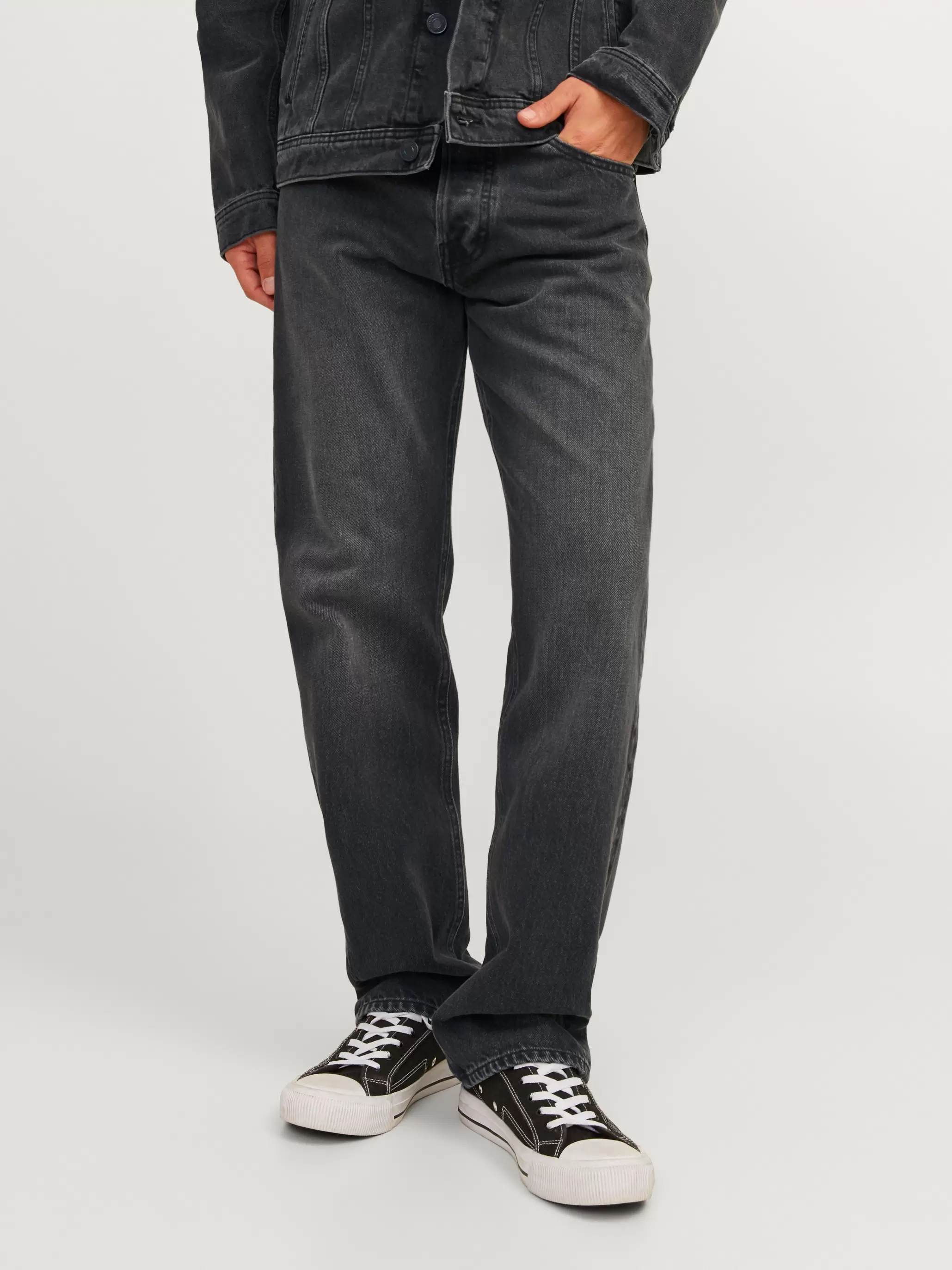 JJICHRIS JJCOOPER SBD 860 Jeans med avslappnad passform för 719,96 kr på Jack & Jones