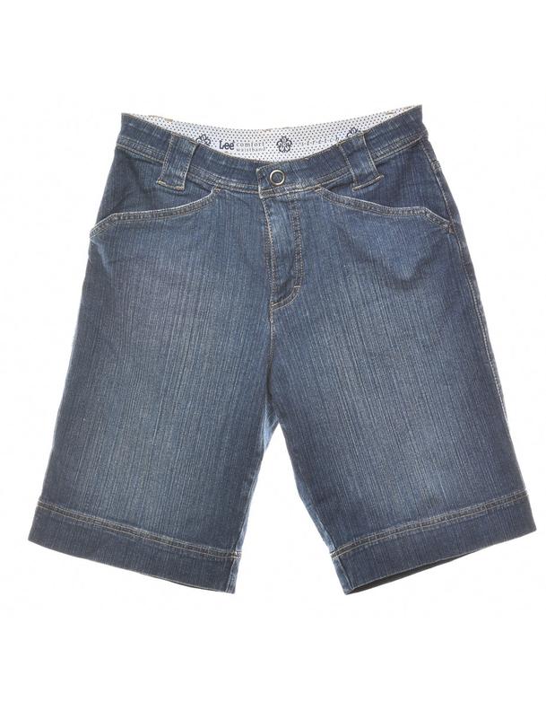 Lee Medium Wash Denim Shorts - W27 L10 för 134 kr på Beyond Retro