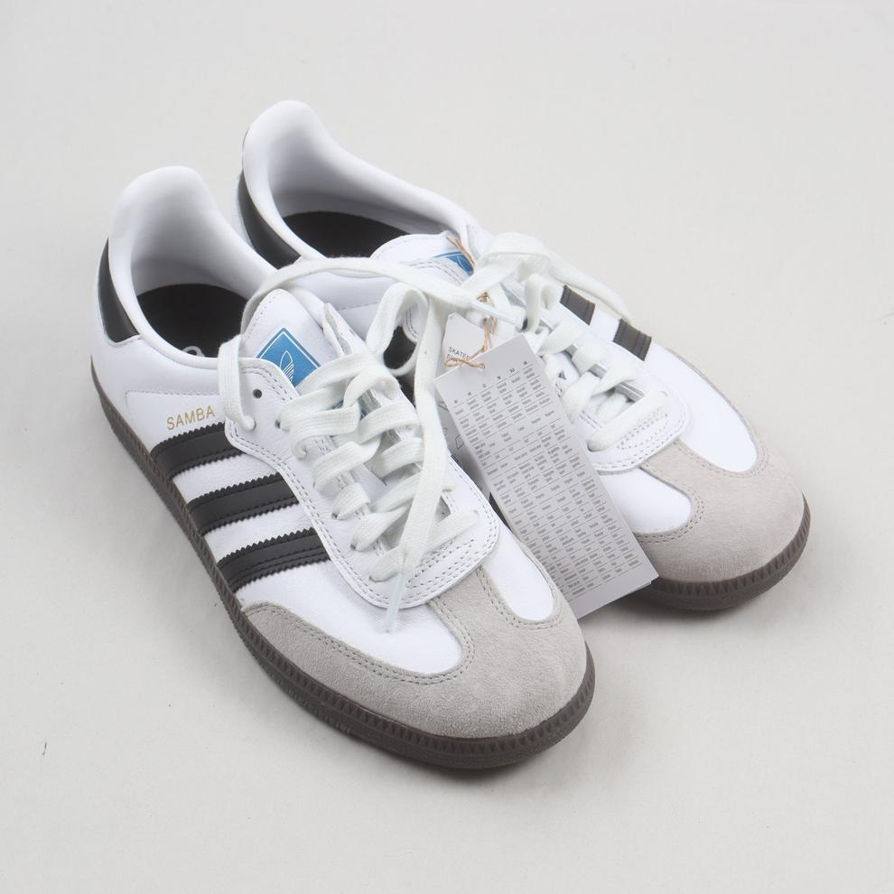 Sneakers, Adidas Samba, stl. 40 2/3 (UK 7) för 902 kr på Myrorna