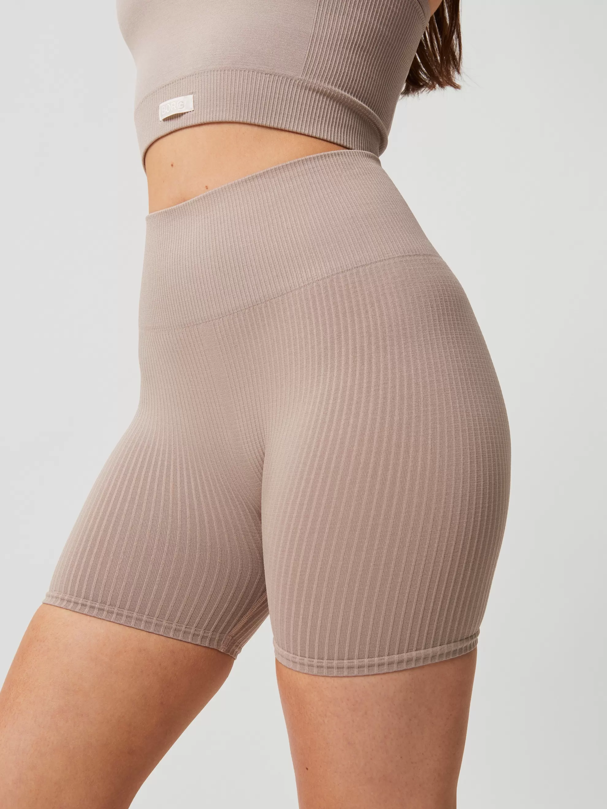 Studio Seamless Rib Shorts för 299,25 kr på Björn Borg