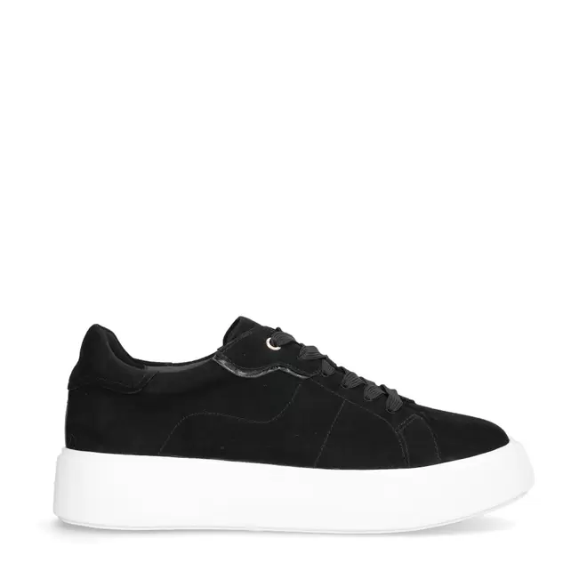 Ardisia Sneakers för 1400 kr på Scorett