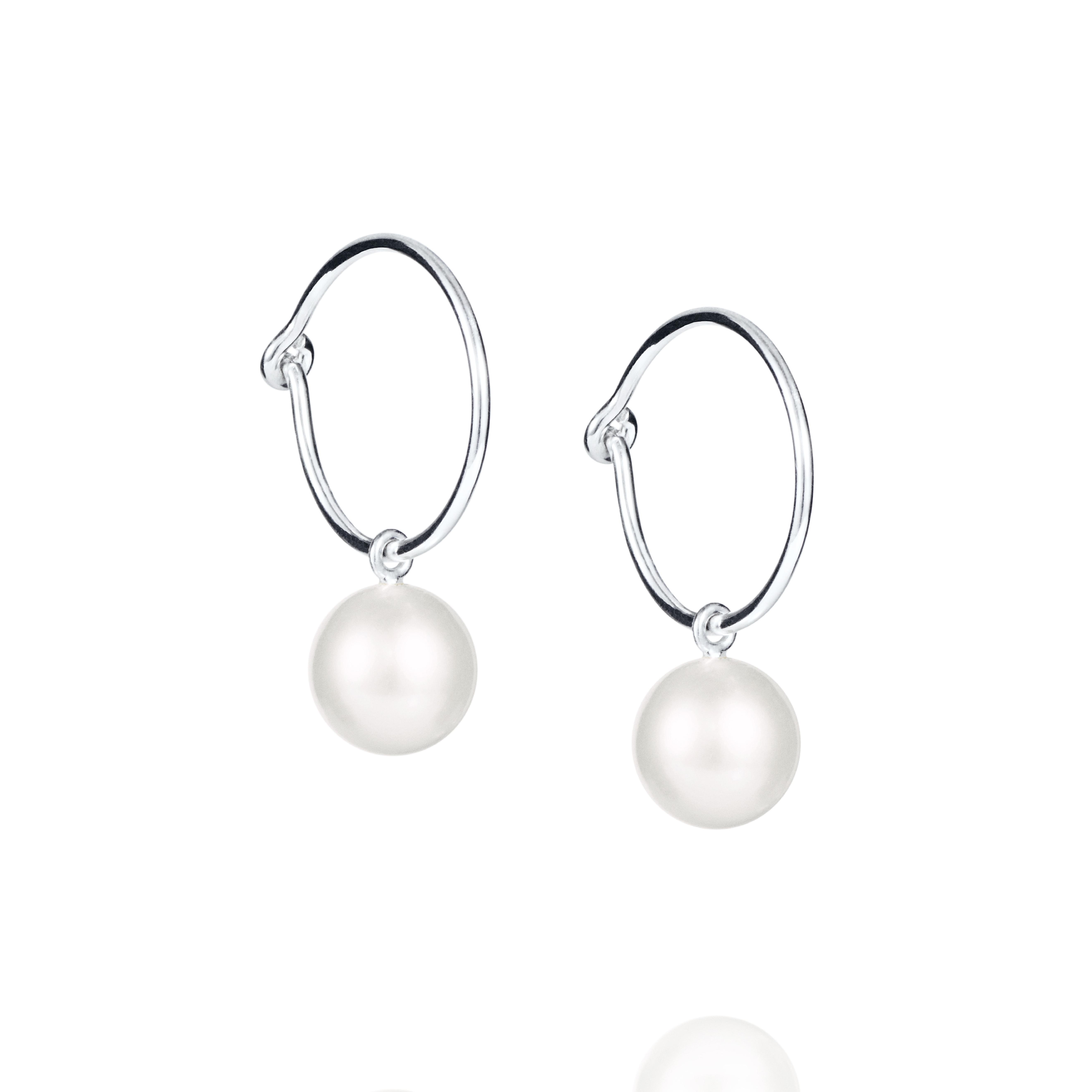 Pop Pearls Earrings för 1300 kr på Efva Attling