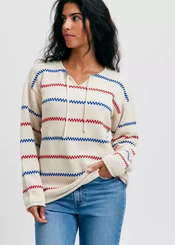 Käringö Knitted Sweater Off-white för 799,2 kr på Emma och Malena