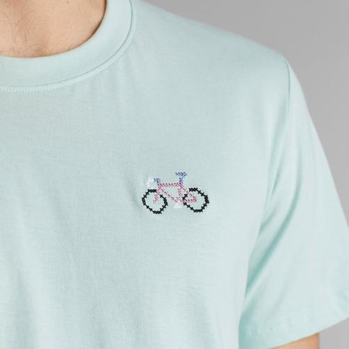 T-shirt Stockholm Stitch Bike Mint för 279,3 kr på TSHIRT STORE