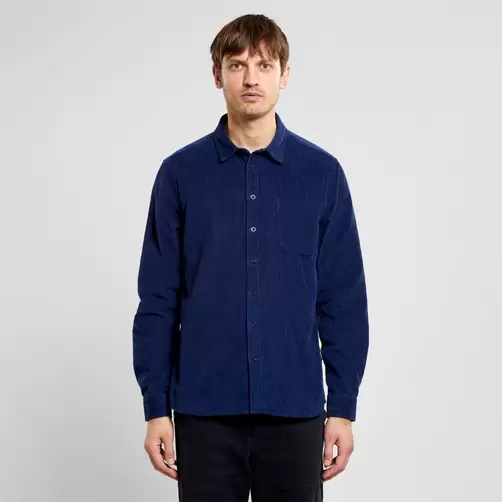 Shirt Varberg Corduroy Navy för 559,3 kr på TSHIRT STORE