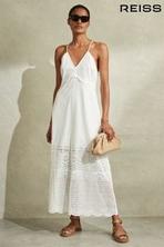 Reiss White Tate Cotton Broderie Maxi Dress för 3630 kr på Next