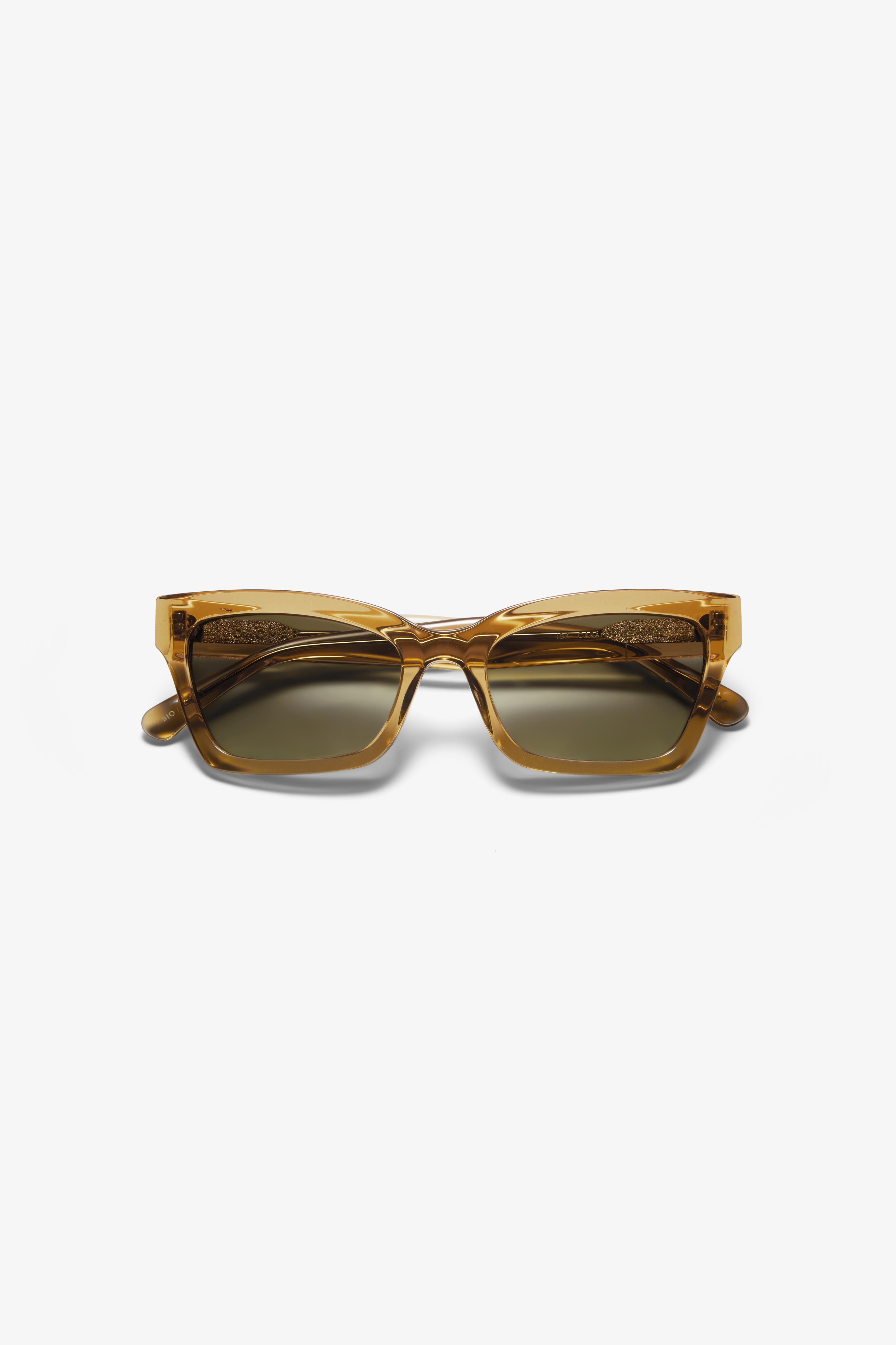 Angled sunglasses för 1260 kr på Dagmar