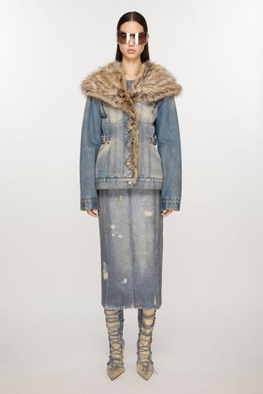 Furry trim denim jacket för 13500 kr på Acne Studios