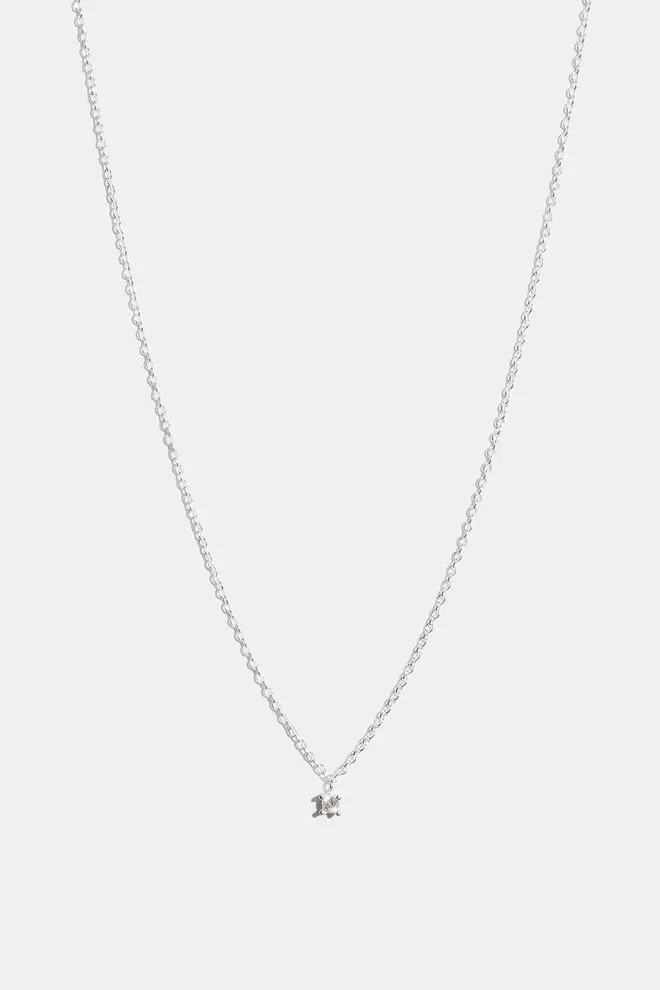 Tunt silverhalsband med Cubic Zirconia sten för 249 kr på Glitter