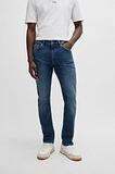 Delaware Slim fit-jeans i rödaktig soft motion-denim, Mörkblå för 1499 kr på Hugo Boss