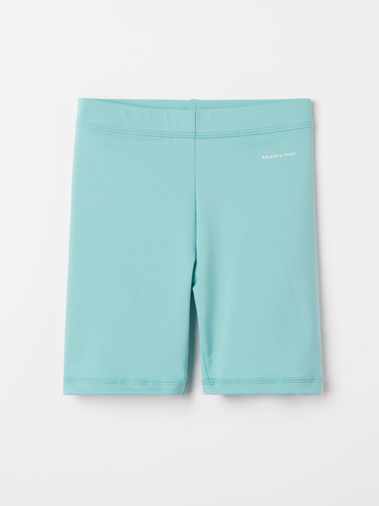 UV-shorts enfärgade för 279 kr på Polarn O. Pyret