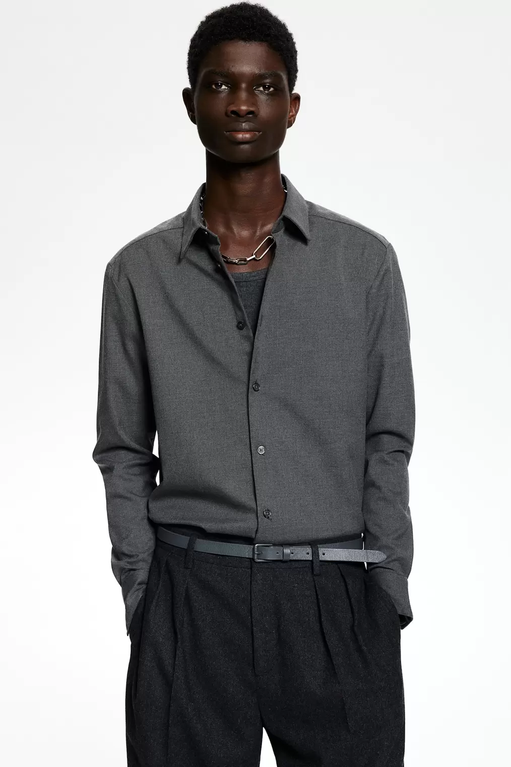 Skjorta i twill Regular Fit för 249 kr på H&M