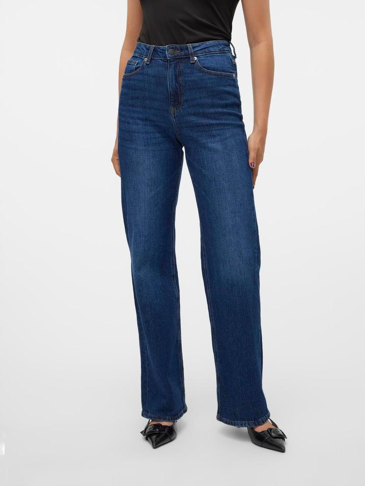 VMTESSA Vida ben Jeans för 549,95 kr på Vero Moda