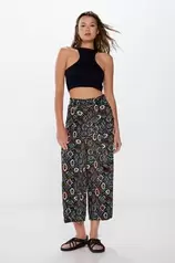 Printed flowing culottes för 19,99 kr på Springfield