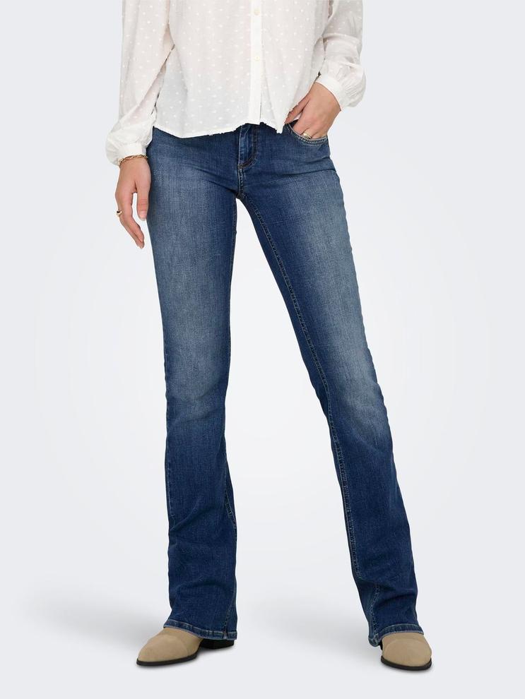 ONLBlush Low Waist Flared Jeans för 499,95 kr på Only