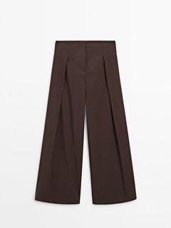Wide-leg poplin trousers with pleated detail - Limited Edition för 1799 kr på Massimo Dutti