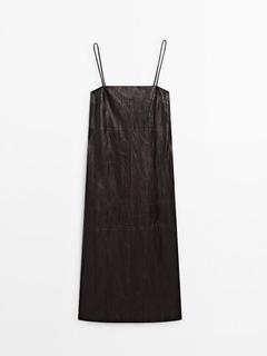 Crackled nappa leather midi dress - Limited Edition för 3999 kr på Massimo Dutti