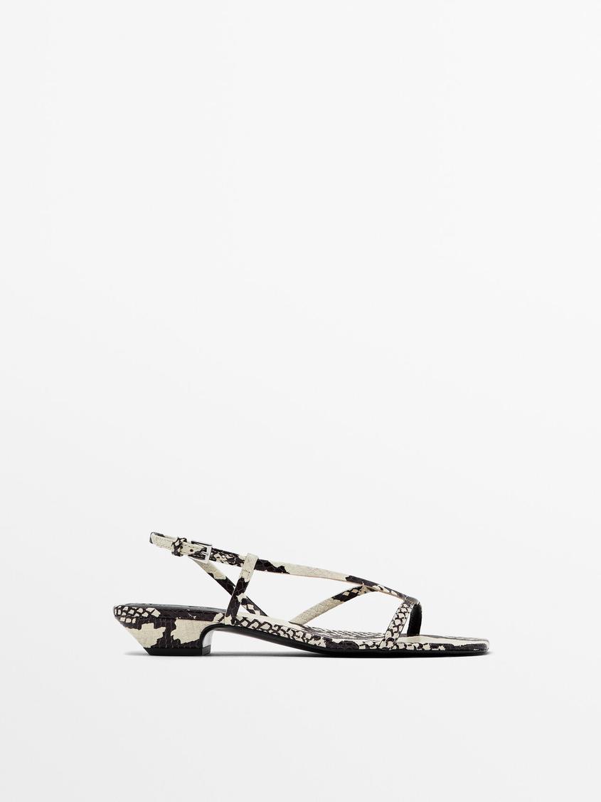 Heeled animal print sandals för 1199 kr på Massimo Dutti