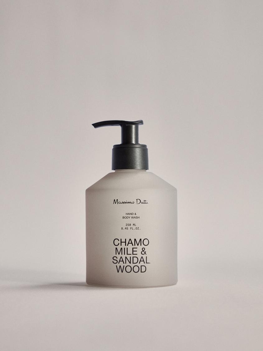 (250 ml) Chamomile & Sandalwood hand and body wash för 299 kr på Massimo Dutti